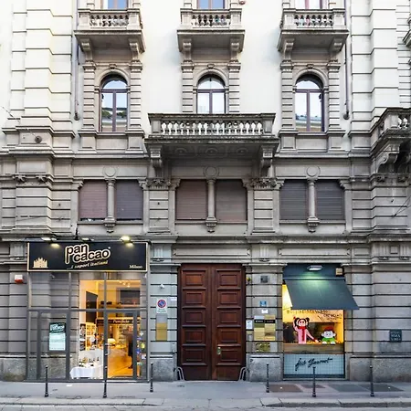 Apartment Duomo Studio-by Flatscollection