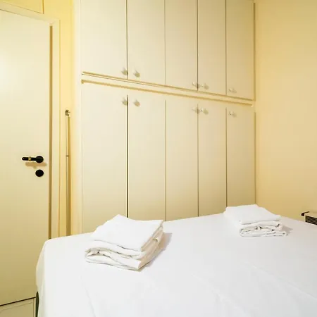 Duomo Studio-by Flatscollection Apartment