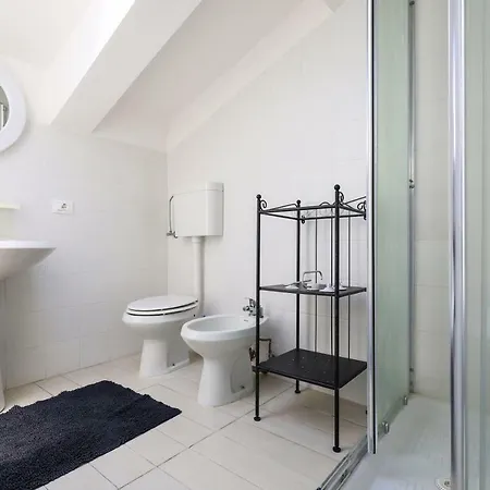 Apartment Duomo Studio-by Flatscollection *