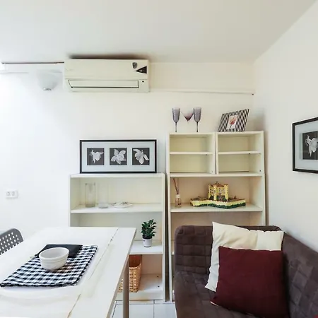 Apartment Duomo Studio-by Flatscollection *